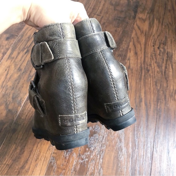 SOREL • Joan of Arctic Wedge II bootie buckle Quarry leather grey ankle short - Picture 10 of 13